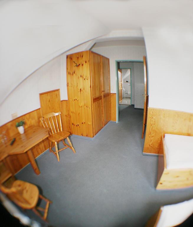 Hotel Landgasthof Zur Krummen Linde Stolpe  Pokoj fotografie